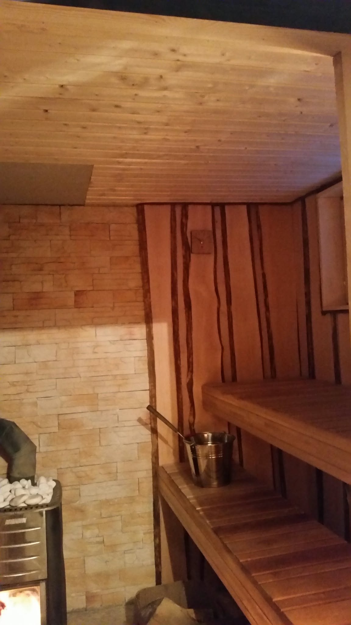 Tunnelmallinen sauna